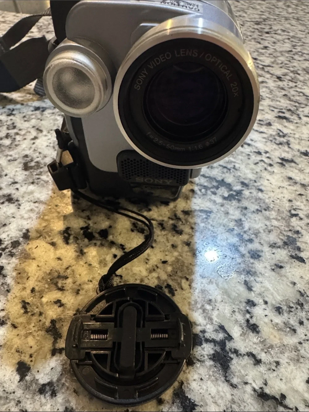 Sony Handycam DCR-TRV350 Digital8 Hi8 8mm Camcorder VCR Player~ tested